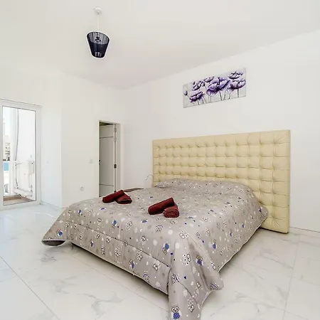 Marina Sea View Penthouse Apartamento Msida