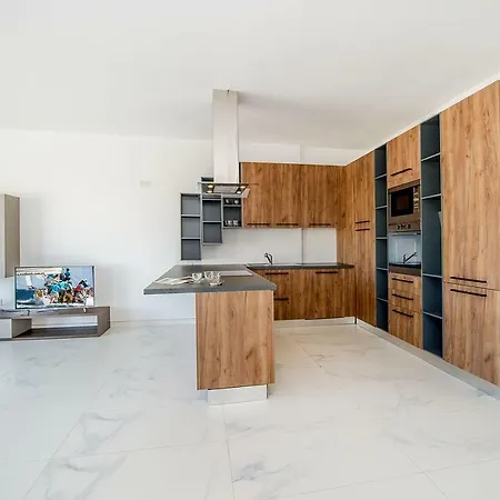 Marina Sea View Penthouse
