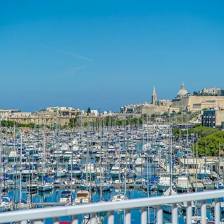 Marina Sea View Penthouse Msida